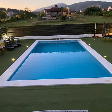 Ema Villa Drnis